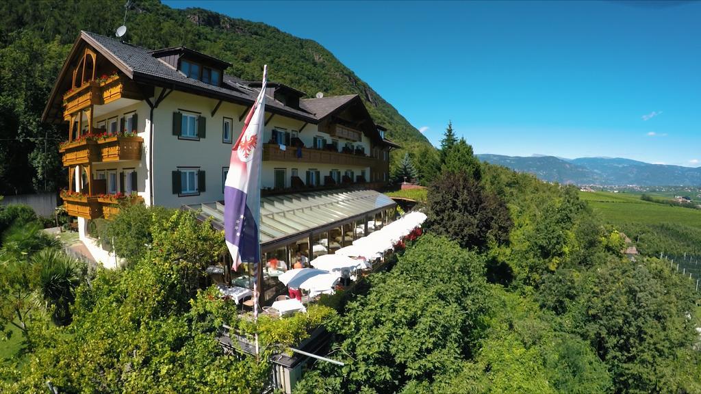 Hotel Tannhof Caldaro Exterior foto