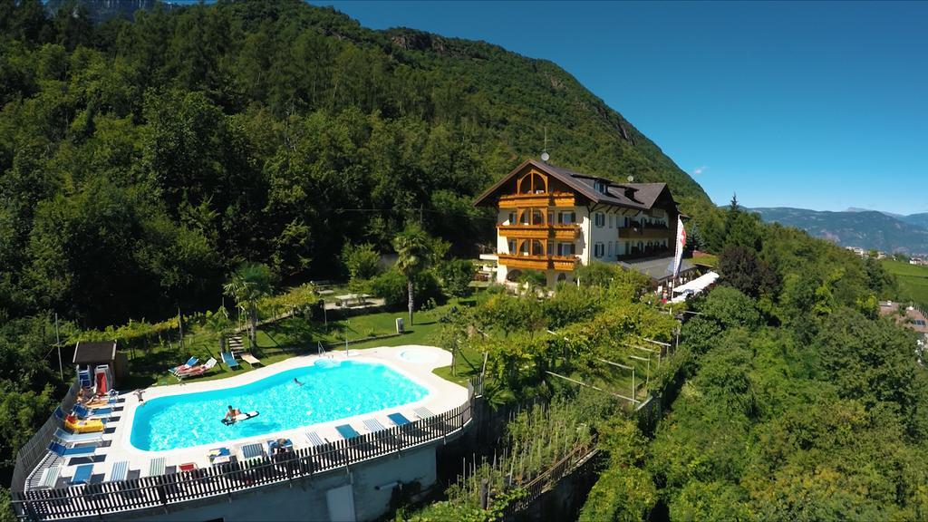 Hotel Tannhof Caldaro Exterior foto
